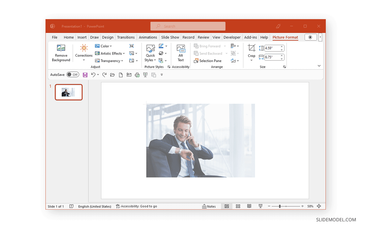 Herramientas de Formato de Imagen para voltear una imagen en PowerPoint