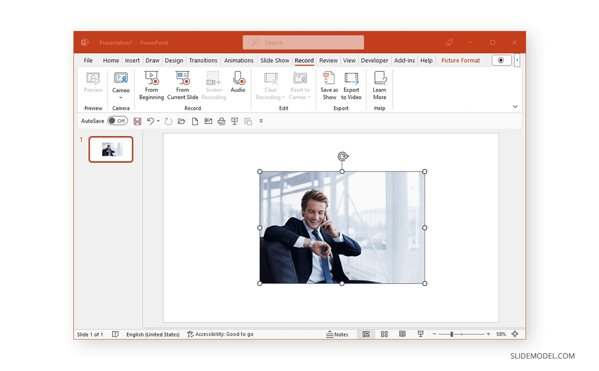 Cómo voltear una imagen en PowerPoint manualmente